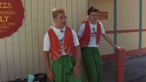 Задник к фильму "Герой-любовник" #405476