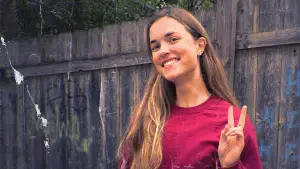 Задник к фильму "The Truth and Tragedy of Moriah Wilson" #772251