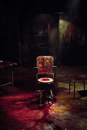 Постер к фильму "Хостел" #676374