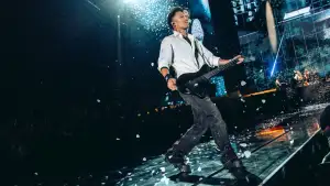 Задник к фильму "谢霆锋2026进化演唱会成都站" #822232