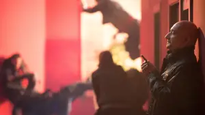 Задник к фильму "Охранник" #726547