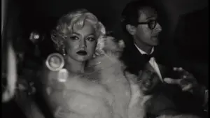 Задник к фильму "Блондинка" #504837