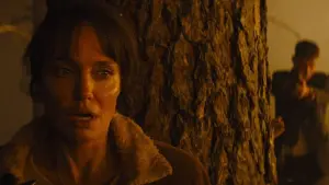 Задник к фильму "Те, кто желает мне смерти" #270743