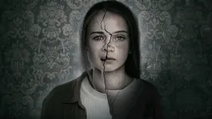 Задник к фильму "Проклятие матери: Прятки на выживание" #354030