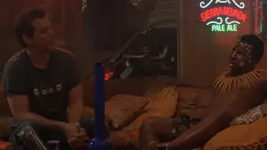 Задник к фильму "Мальчик на троих" #277440