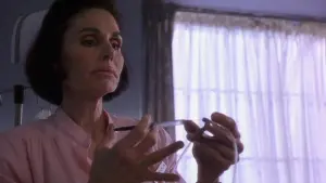 Задник к фильму "Миссис Уинтерборн" #349018