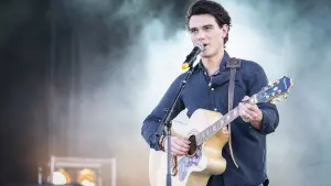 Задник к фильму "Верю в любовь" #204852