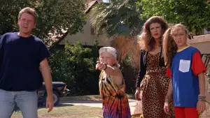 Задник к фильму "Сумасшедший дом" #742556