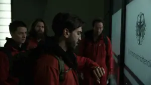 Задник к фильму "Кто я" #205578