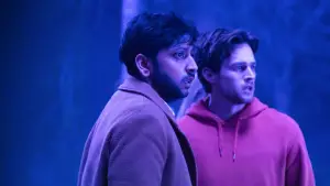 Задник к фильму "Воспитание" #647866