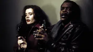 Задник к фильму "Долгий поцелуй на ночь" #275310