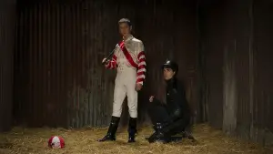 Задник к фильму "Убейте жокея" #634120