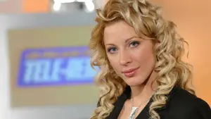 Задник к фильму "Loana Story : Le destin brisé d