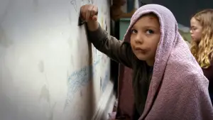 Задник к фильму "Мама" #711868