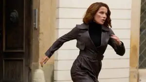 Задник к фильму "Досье «Чёрная канарейка»" #622799