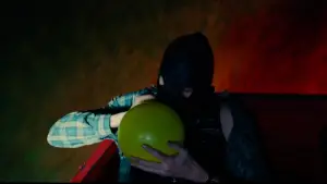 Задник к фильму "Пожиратель птиц" #664045