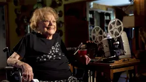 Видео к фильму Wait for Your Laugh | Wait for Your Laugh theatrical trailer