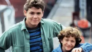 Задник к фильму "Освободите Вилли 3: Спасение" #298048