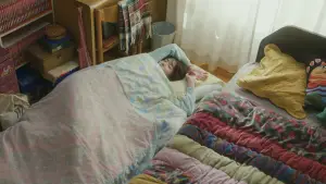 Задник к фильму "朝がくるとむなしくなる" #775444