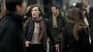 Задник к фильму "Уцелевшая" #322619