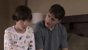 Задник к фильму "Секвойи вечнозелены" #498681