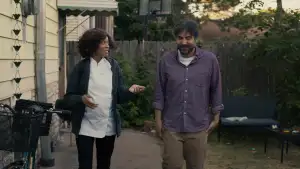 Задник к фильму "Все счастливые семьи" #803917