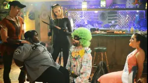 Задник к фильму "Соус" #685101