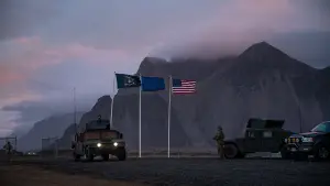 Задник к фильму "Дом из динамита" #556859