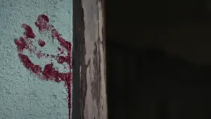 Задник к фильму "Уничтожь их" #609806