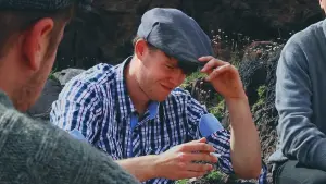 Видео к фильму Gn&oacute; an R&iacute; | Gn&oacute; an R&iacute; - Irish Language Short Film (2024) (English Subtitles)