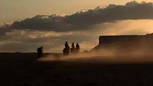 Задник к фильму "Огонь на поражение" #468108