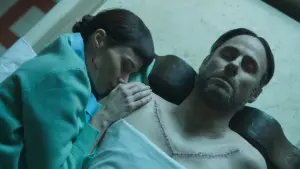 Видео к фильму Сломанная птица | Broken Bird Official Trailer