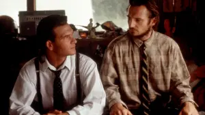 Задник к фильму "Ближайший родственник" #423073