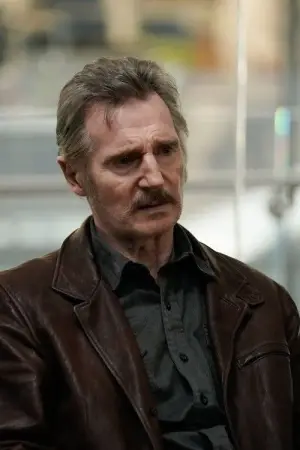 Постер к фильму "Профессионал" #634781