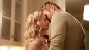 Видео к фильму Hollywood Dirt | Behind the Scenes of HOLLYWOOD DIRT with author Alessandra Torre