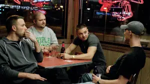 Задник к фильму "Город воров" #692004