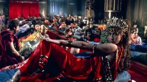 Задник к фильму "Калигула" #653149