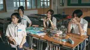 Задник к фильму "На волосок от любви" #594308