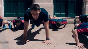 Задник к фильму "Спасти или погибнуть" #217756