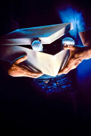 Постер к фильму "Гремлины" #610564