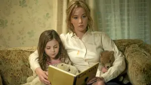 Задник к фильму "Джой" #316910