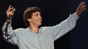 Задник к фильму "Марселло Эрнандес: Американский парень" #536131