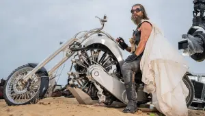 Задник к фильму "Фуриоса: Хроники Безумного Макса" #413386