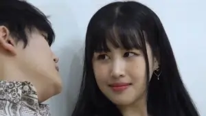 Задник к фильму "18 모델 리카의 화려한 외출" #859846