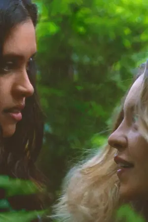 Постер к фильму "Клементина. Девушка из рая" #681700