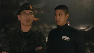 Задник к фильму "13 жизней" #431659