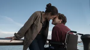 Задник к фильму "Сильнее" #247907