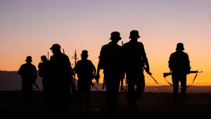 Задник к фильму "Моффи" #670449