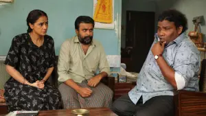 Задник к фильму "டூரிஸ்ட் ஃபாமிலி" #623552