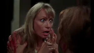 Задник к фильму "Торсо" #451488